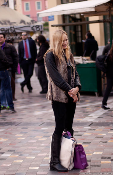 Носим с темными брюками