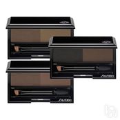 Двойные тени для бровей Shiseido Eyebrow Styling Compact, от 1 968 рублей.