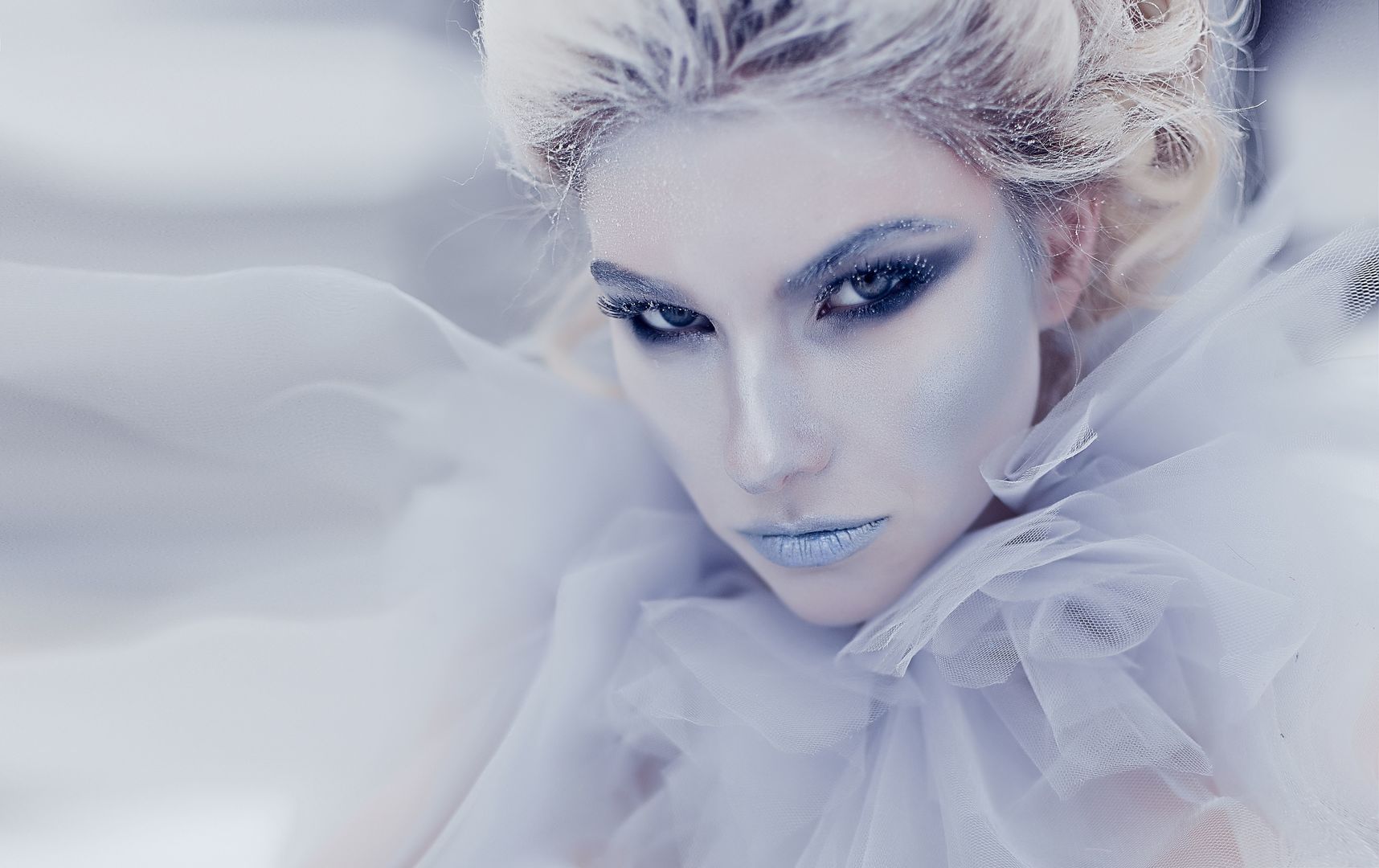 Ice queen within. Как стать снежной королевой. The Ice Queen.