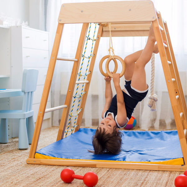 Физкультура для ребенка: 6 простых упражнений, которые можно делать дома - Я Покупаю
