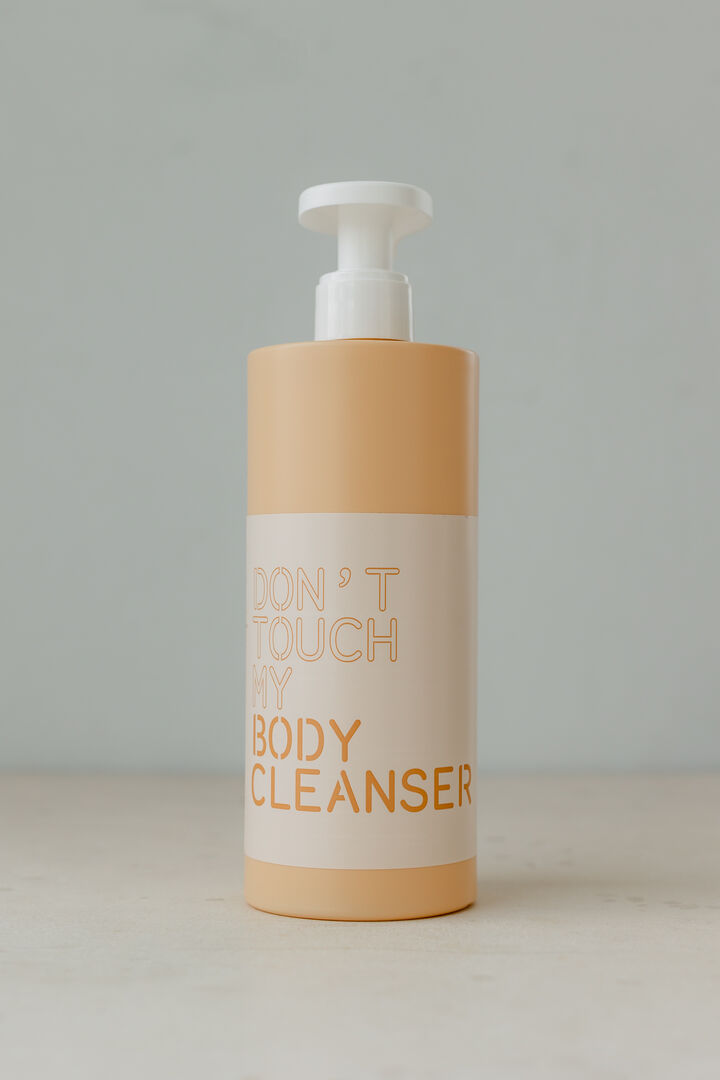 DONT TOUCH MY SKIN BODY CLEANSER Мягкий очищающий гель для душа 400 мл DON' фото 1